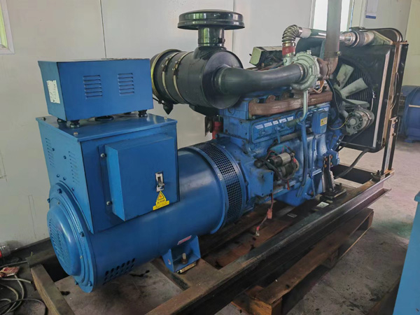 藤县100kW柴油发电机组使用多级机油有哪些优缺点？